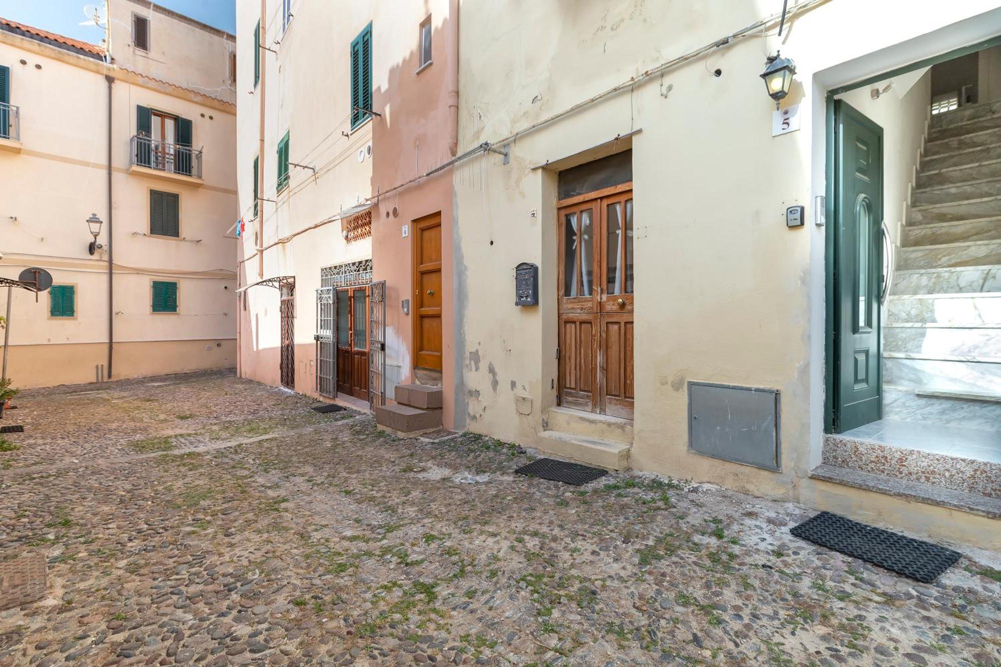 Sardinia Re - Casa Pinuccia Apartment อาลเกโร ภายนอก รูปภาพ